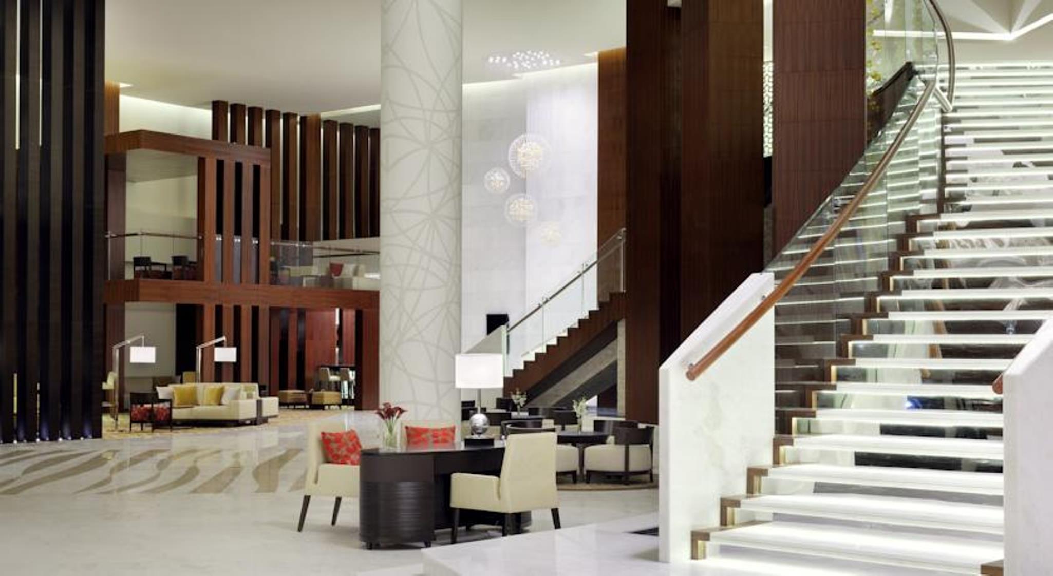 Marriott Executive Apartments Al Jaddaf, Dubai Buitenkant foto The lobby of the Ritz-Carlton, DIFC