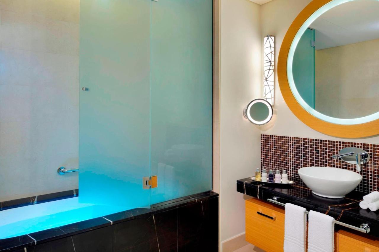 Marriott Executive Apartments Al Jaddaf, Dubai Buitenkant foto