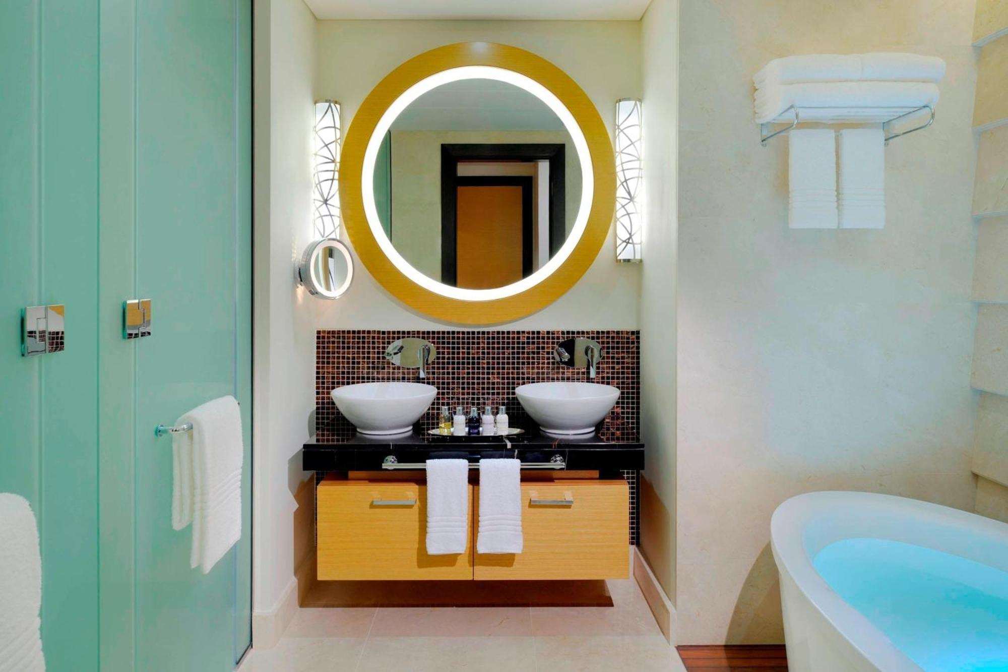 Marriott Executive Apartments Al Jaddaf, Dubai Buitenkant foto