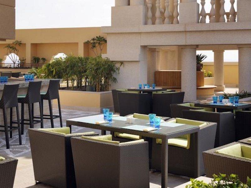 Marriott Executive Apartments Al Jaddaf, Dubai Buitenkant foto The Terrace