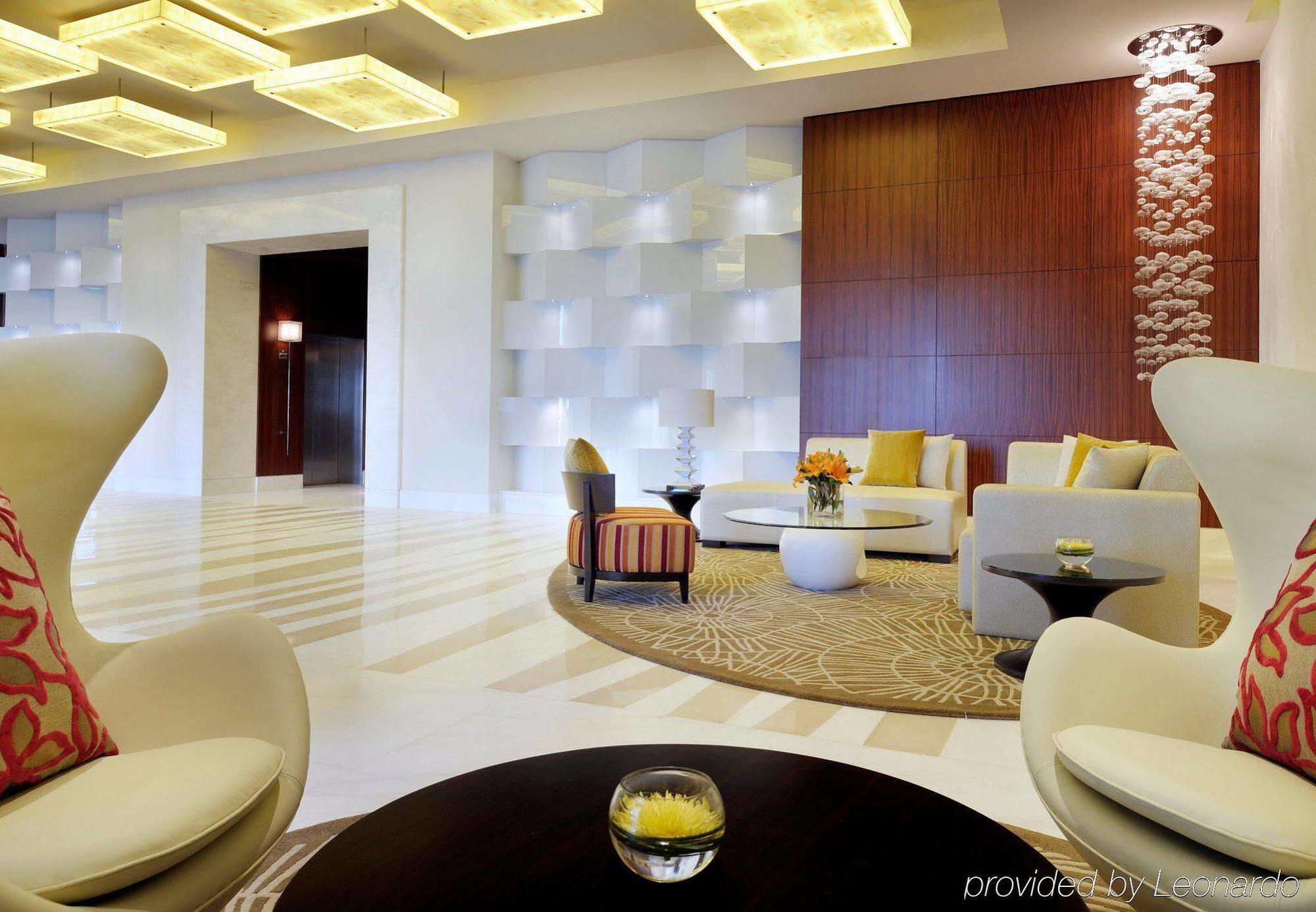 Marriott Executive Apartments Al Jaddaf, Dubai Buitenkant foto Lobby